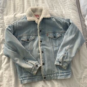 Vintage Levi's Light Blue Denim Trucker Jacket